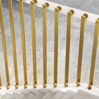 Bardage en aluminium pour appartement moderne personnalisé Balustrade en fer forgé Barrières d'escalier