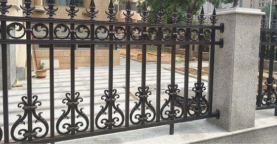 Manche d'escalier en aluminium personnalisée pour la protection de la sécurité des appartements