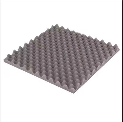 Matériau d'isolation supersonore du fabricant mousse PU de 14 à 60 kg/m3 en noir