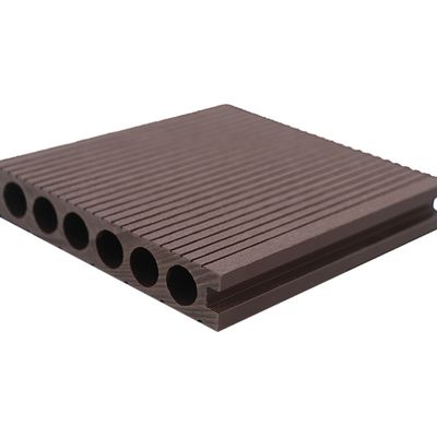 Balcon de l'hôtel plancher composite bois-plastique creux Design et matériaux modernes
