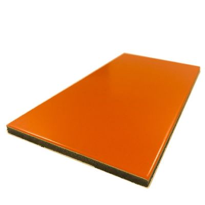 1220X2440MM Plaque d'aluminium enduite légère pour la protection contre les incendies en finition brossée