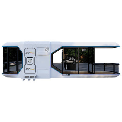 Maison préfabriquée en capsule spatiale commerciale avec un style de design postmoderne