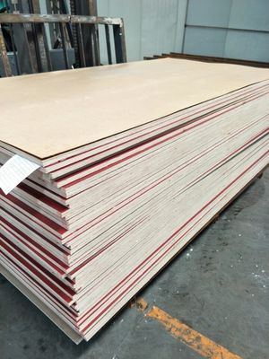 Matériau de décoration en plastique à haute densité pour les meubles d'hôtel en pin à la Chine
