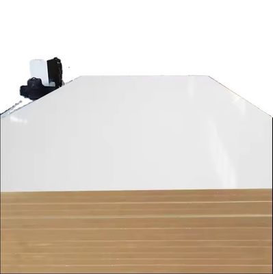 Normes d'émission de formaldéhyde E1 Carton MDF en bois laminé en mélamine blanche