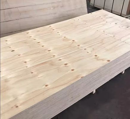 E1 18 mm 3/4 feuille de contreplaqué de pin à double face décorative pour toiture et mur extérieur