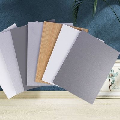 Panneau composite en aluminium de 4 x 8 pour revêtement de murs dans les hôtels